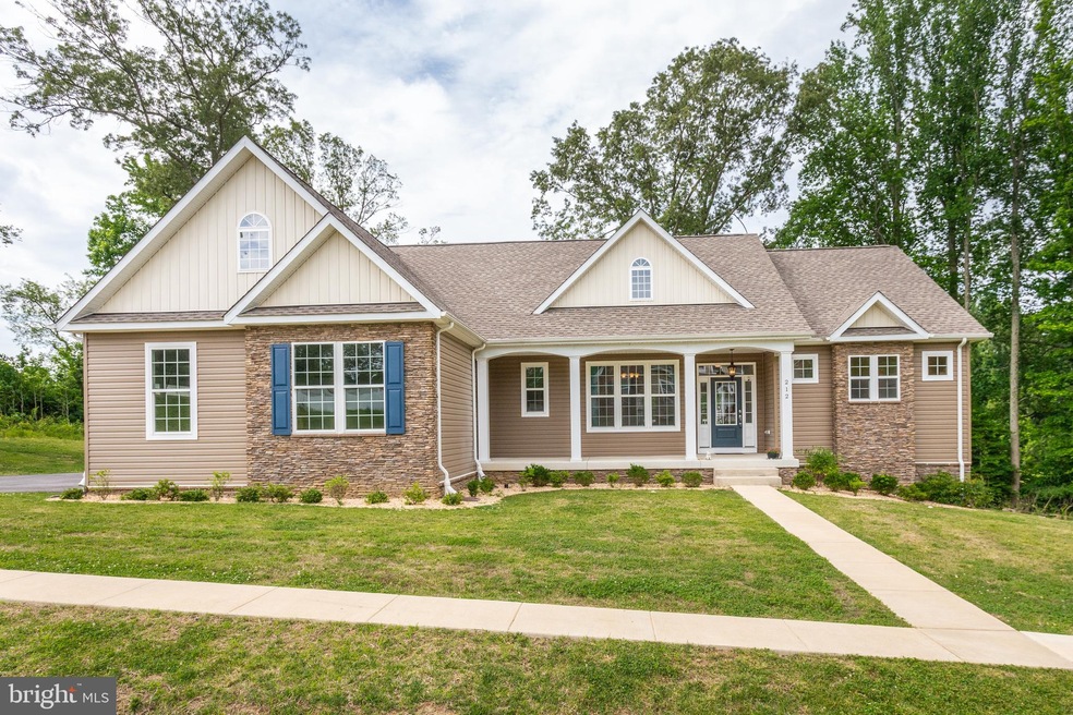 212 Dismondy Dr, Huntingtown, MD 20639 - photo 1