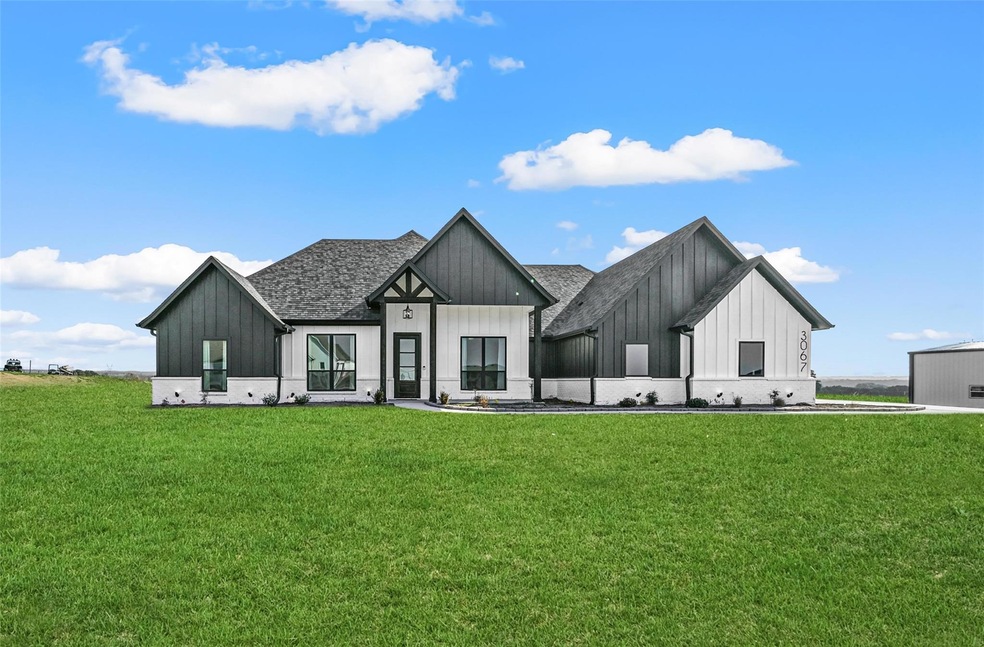 3067 Infinity Dr, Weatherford, TX 76087 - photo 1