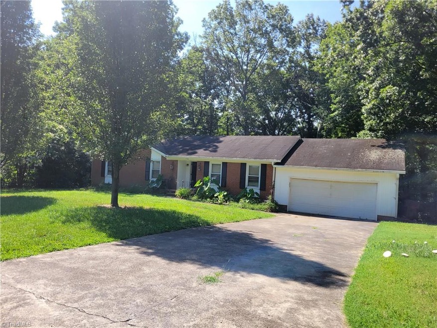 750 Bundaberg Ln, Rural Hall, NC 27045 MLS 1116027