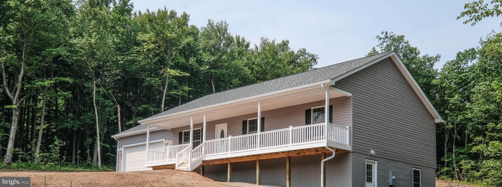 703 Cardinal Dr, Front Royal, VA 22630 - photo 1