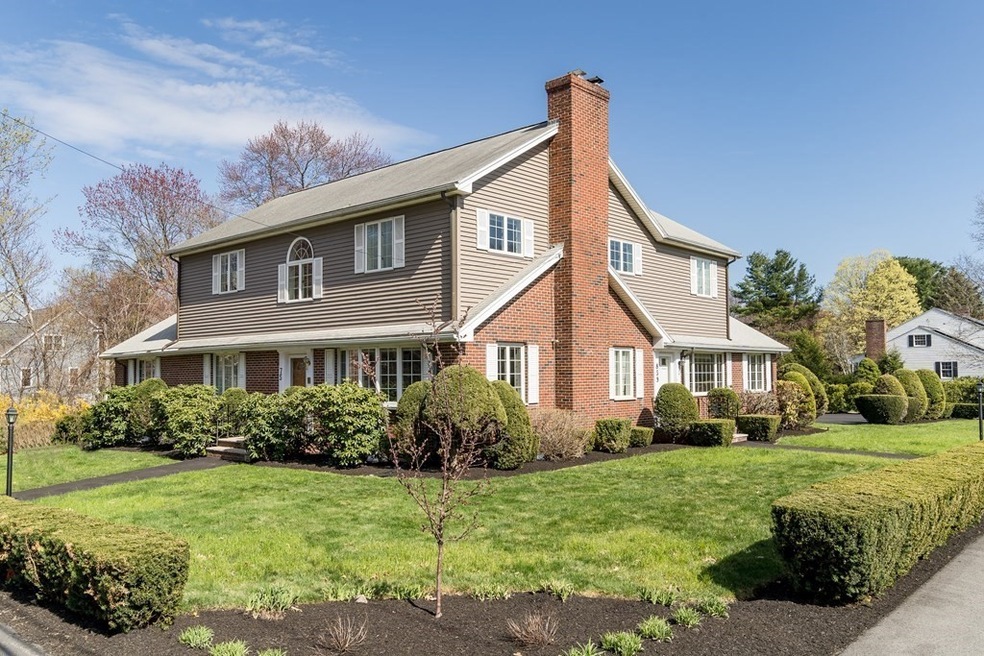 75 Maple St, Lexington, MA 02420 - photo 1