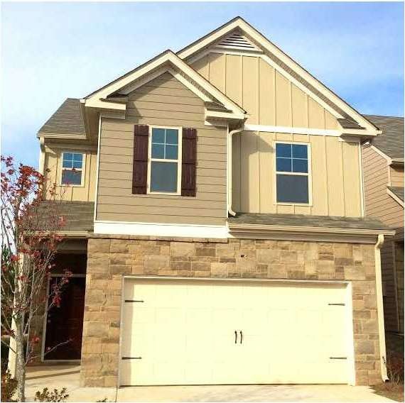 Exterior Front. There is no place like home!