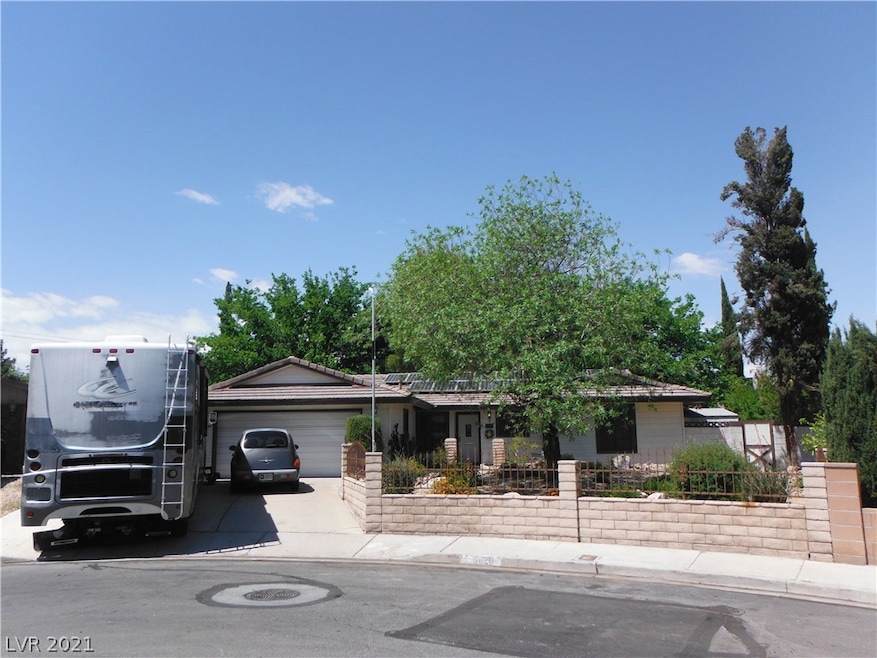 3820 Mayhill Ave, Las Vegas, NV 89121 - photo 1