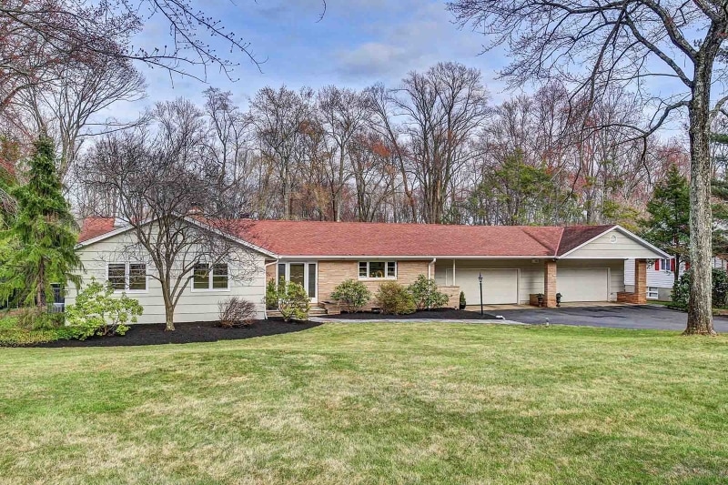 172 Sunlit Dr, Watchung, NJ 07069 - photo 1