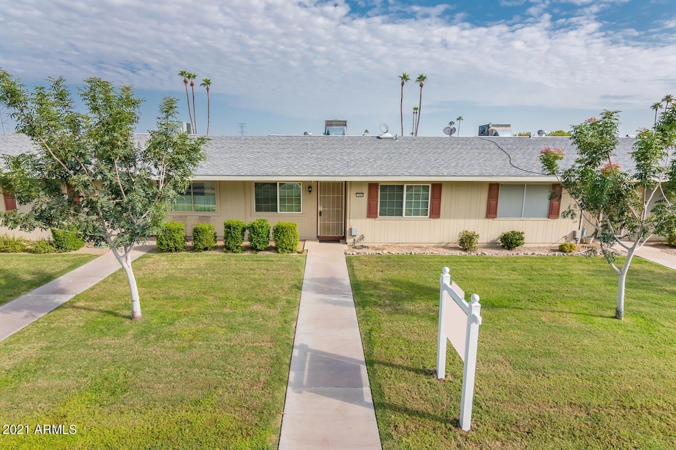 13665 N Garden Court Dr, Sun City, AZ 85351 - photo 1