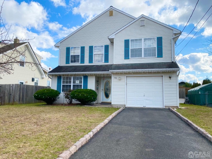 716 Voorhees Ave, Middlesex, NJ 08846 - photo 1