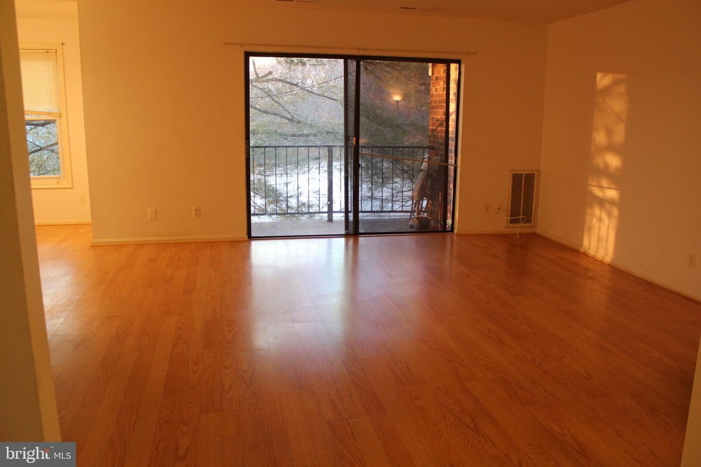 844 Quince Orchard Blvd unit 201, Gaithersburg, MD 20878 - photo 1