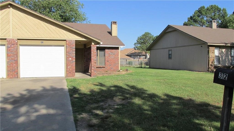 312 N 34th St, Rogers, AR 72756 - photo 1