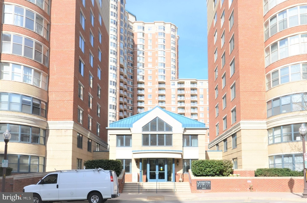 3835 9th St N unit 304E, Arlington, VA 22203 - photo 1
