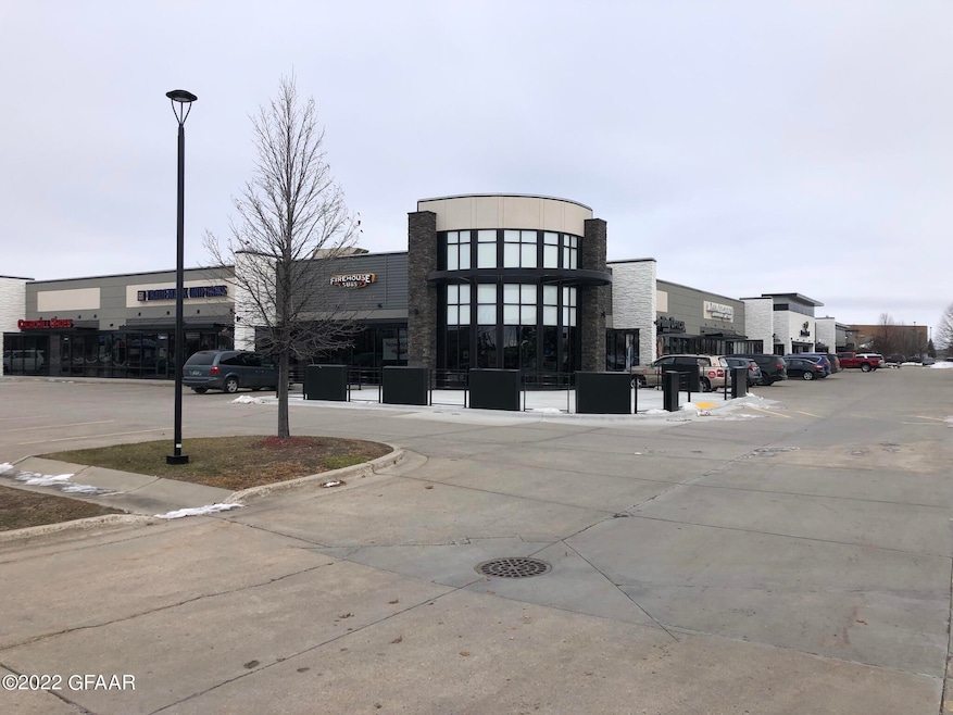 2650 32nd Ave S, Grand Forks, ND 58201 - photo 1