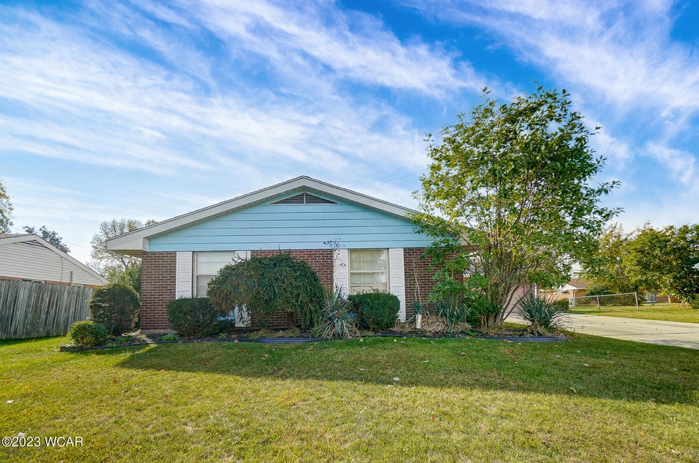 001_2425 Sherwood Dr