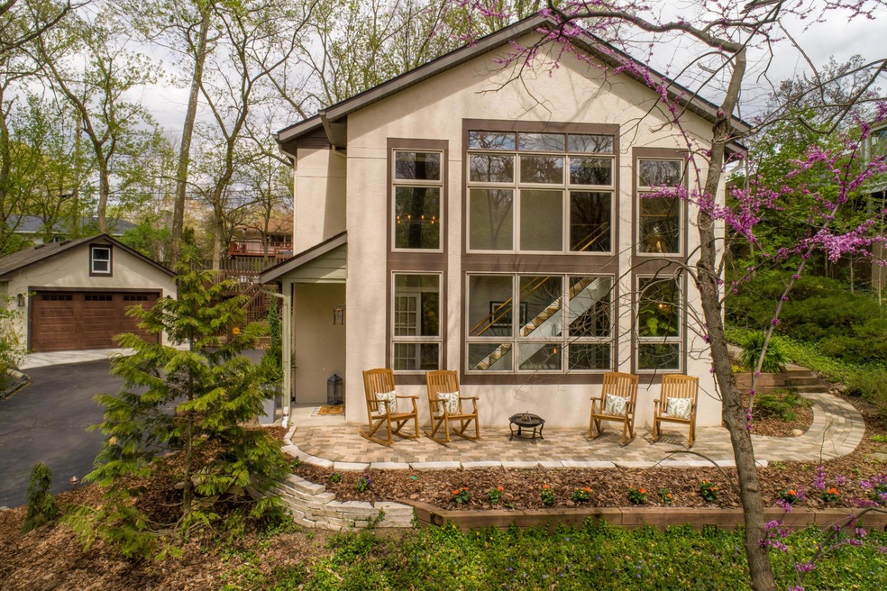 430 E Cooke Rd, Columbus, OH 43214 - photo 1