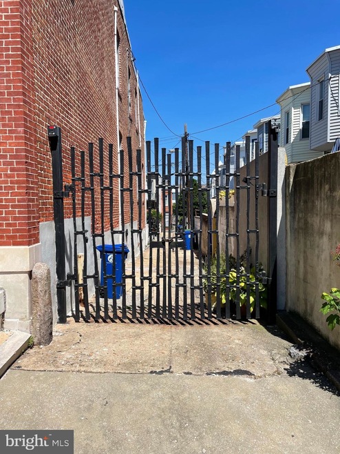 2612 E Baltimore St, Baltimore, MD 21224 - photo 1