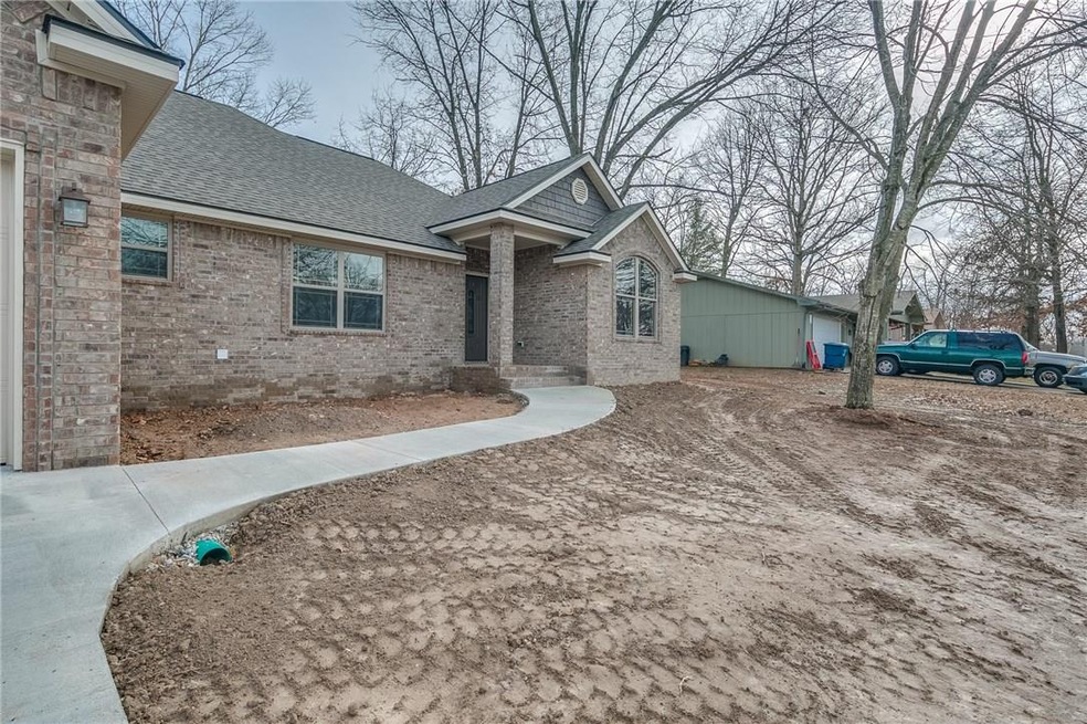 Side walk entry to front door