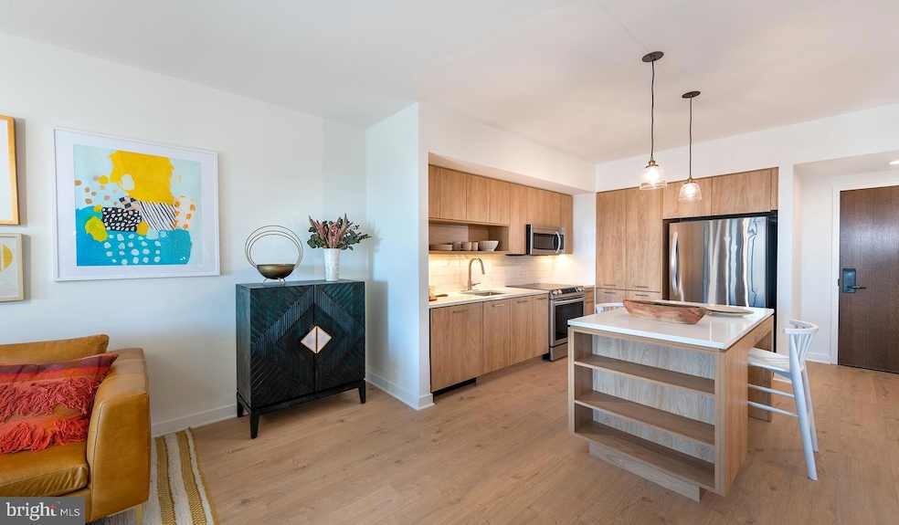 4710 Elm St unit 1B-E-0815, Bethesda, MD 20814 - photo 1