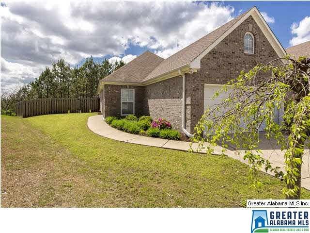 140 Highview Cove Pelham