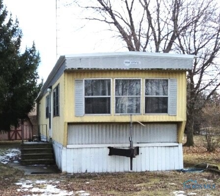 Front View of Mobile Home