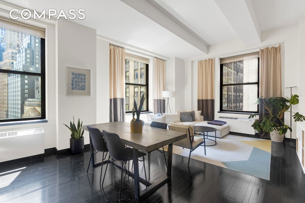 Sold $1,225,000 • Co-Listing Agent