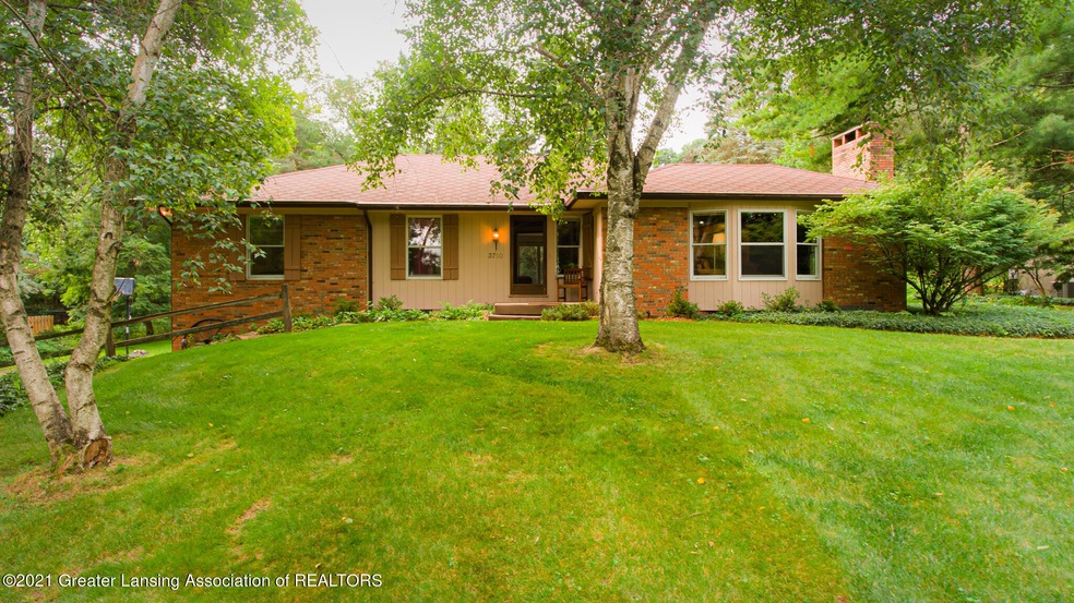 3710WHiawatha01