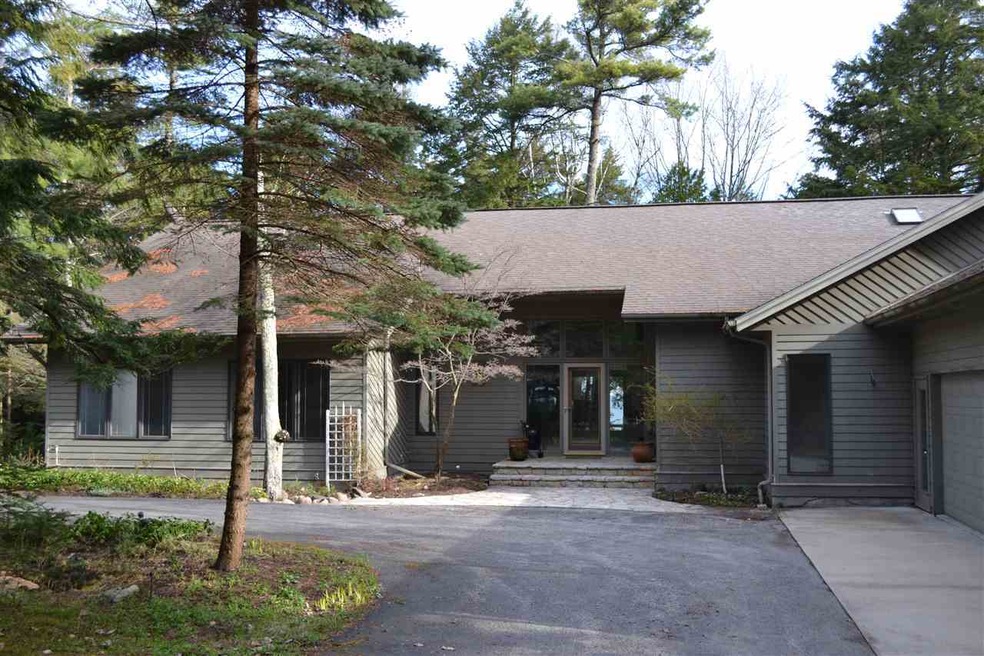 12275 Meanderline Rd, Charlevoix, MI 49720 - photo 1