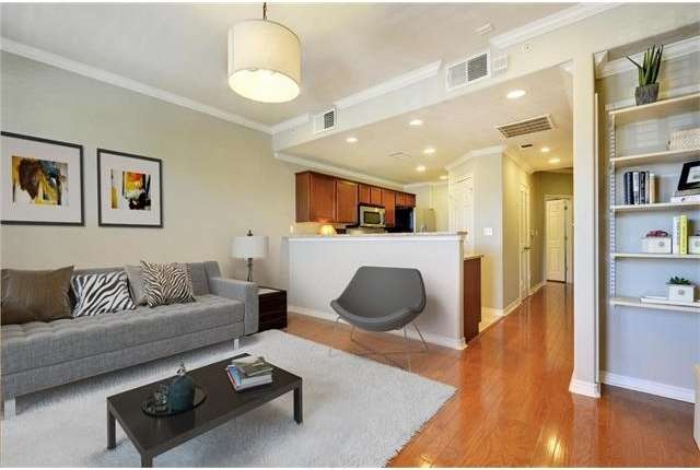 Living room with built in book cases is a fantasti