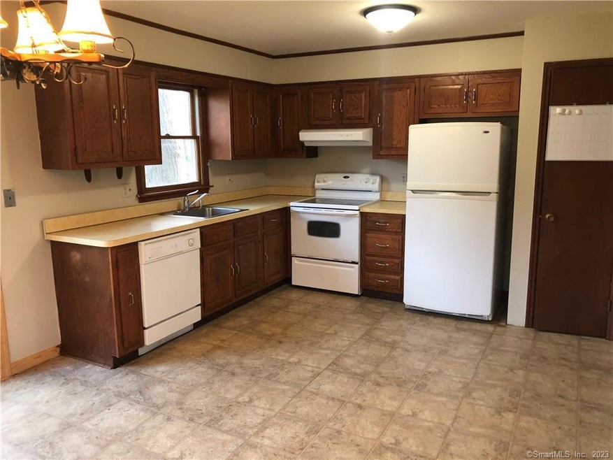 41.5 Cedar Crest Place, Norwalk, CT 06854 - photo 1