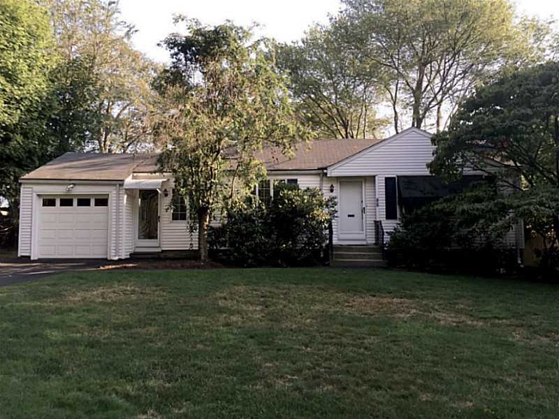 86 Brayton Ave, Cranston, RI 02920 - photo 1