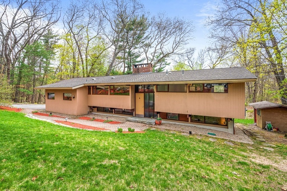 65 Spring Grove Rd, Andover, MA 01810 - photo 1