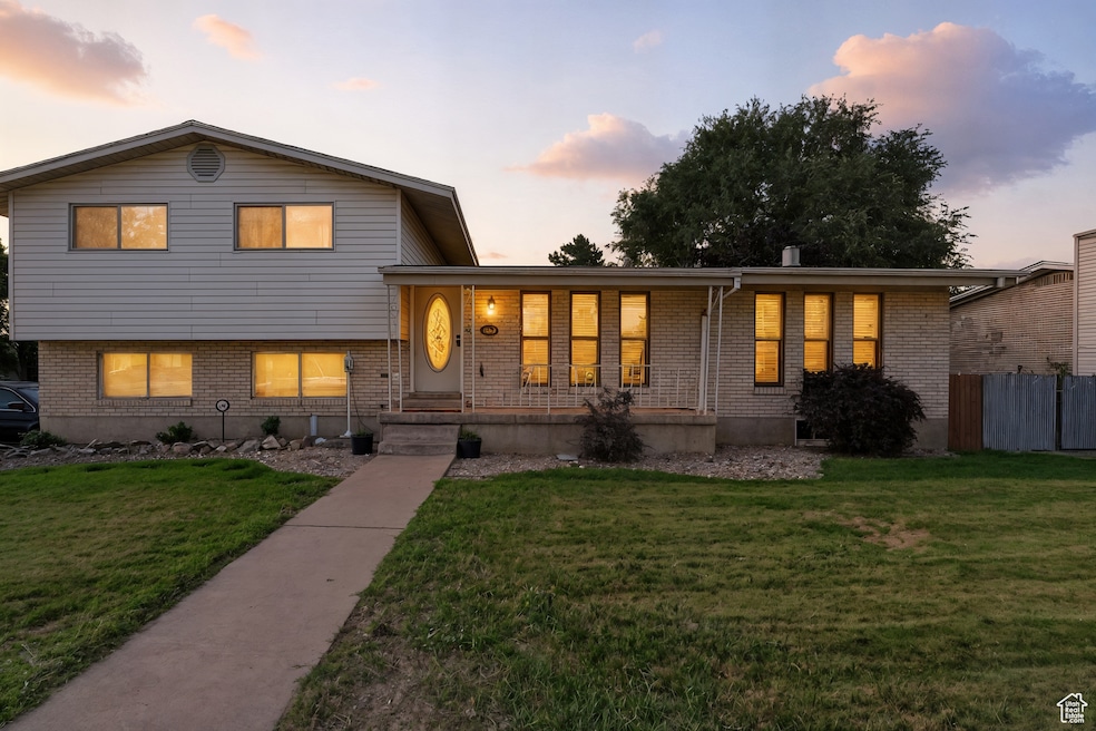 2263 W 4400 S, Roy, UT 84067 - photo 1