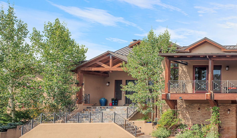 2201 Hyde Park Rd, Santa Fe, NM 87501 - photo 1