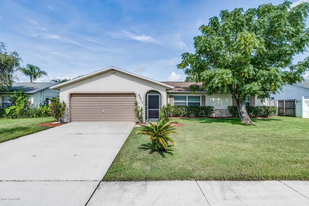 01_2211Spring7521_mls
