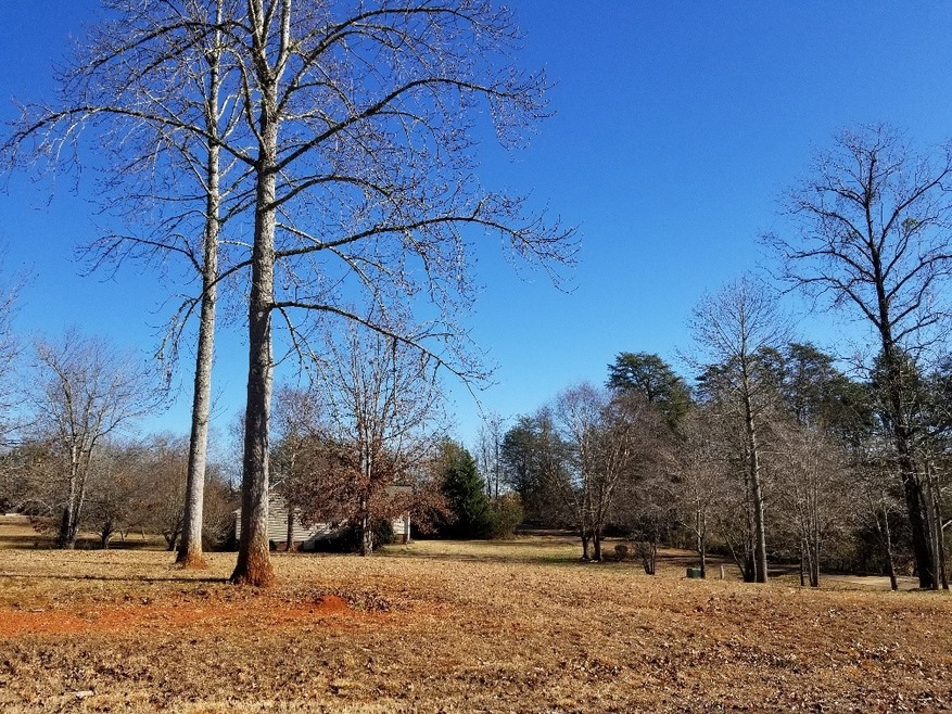 104 Falcons View Ct, Walhalla, SC 29691 - photo 1