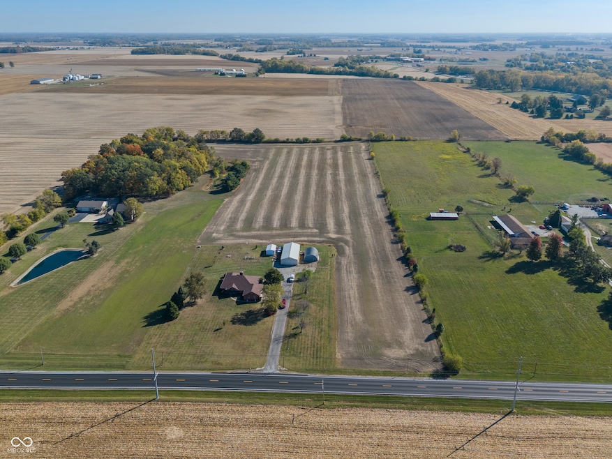 1592.5 S State Road 13, Lapel, IN 46051 - photo 1