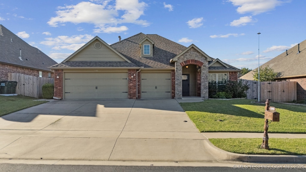 11802 E 105th Place N, Owasso, OK 74055 - photo 1