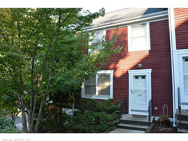 7 Dean St unit 101, Danbury, CT 06810 - photo 1