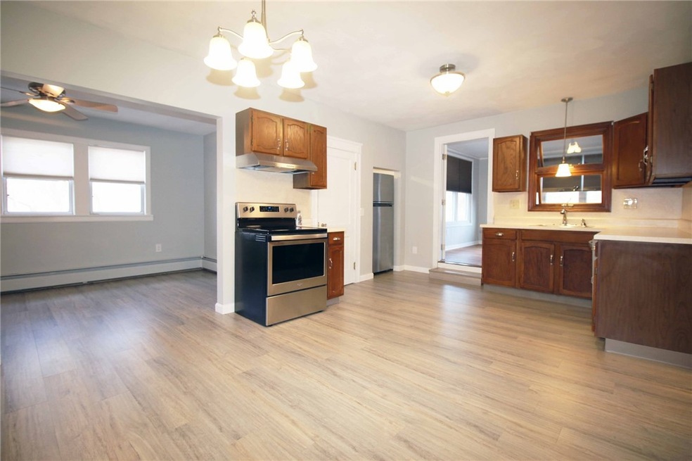 391 Dulude Ave unit 3, Woonsocket, RI 02895 - photo 1