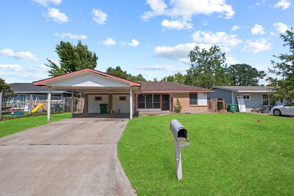 9918 Cheeves Dr, Houston, TX 77016 - photo 1