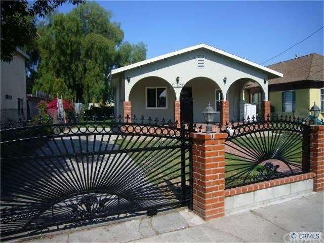 11825 Slater St, Los Angeles, CA 90059 - photo 1