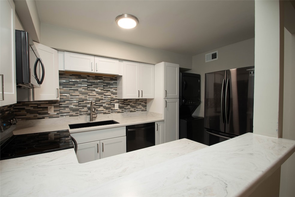 5315 Fleetwood Oaks Ave unit I-161, Dallas, TX 75235 - photo 1