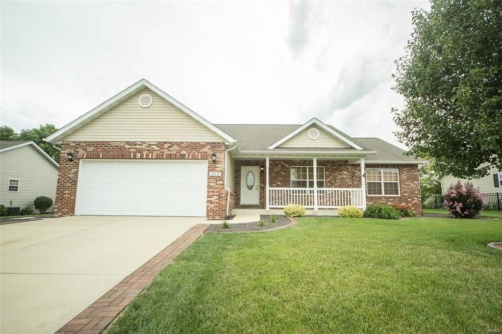 317 Silverthorne Dr, Freeburg, IL 62243 - photo 1