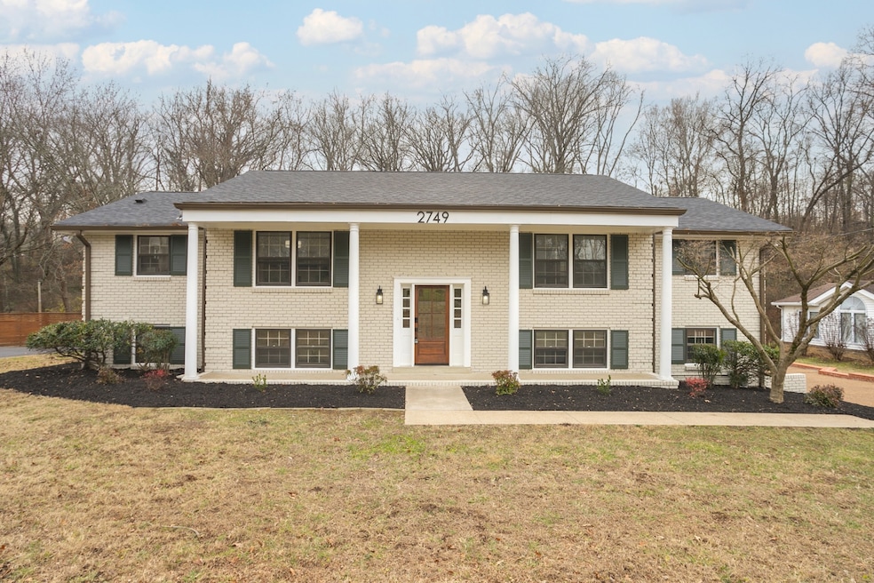 Sold $670,000 • Co-Listing Agent