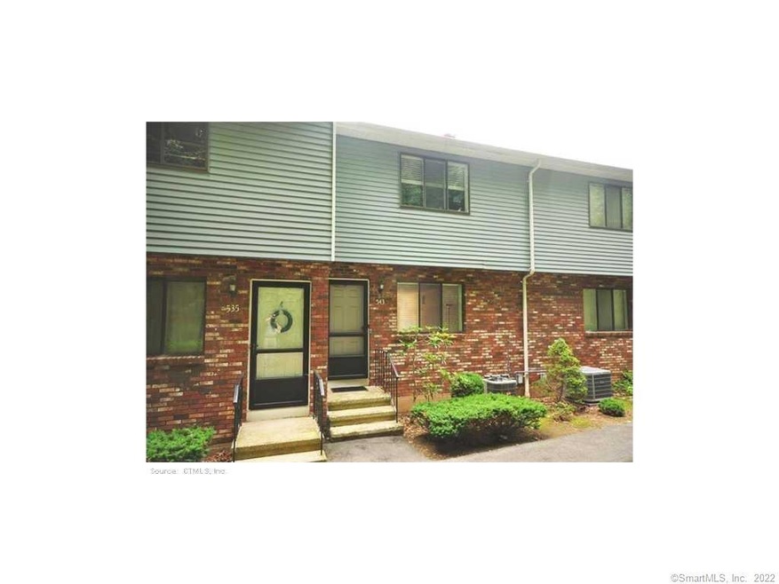 543 Churchill Dr unit 543, Newington, CT 06111 - photo 1