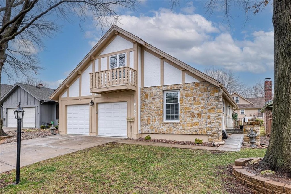 10154 Edelweiss Cir, Shawnee, KS 66203 - photo 1