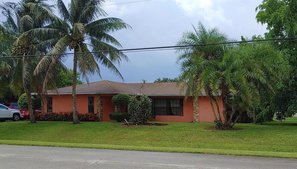 365 SW Whitmore Dr, Port Saint Lucie, FL 34984 - photo 1