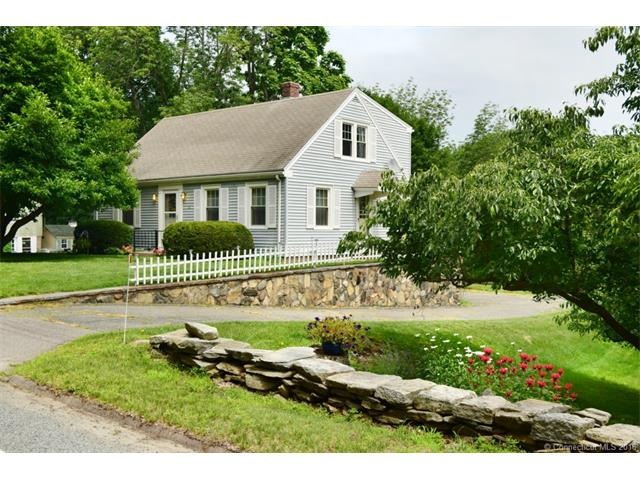 Charming 4 bedroom Cape. Zoned for Single Family o
