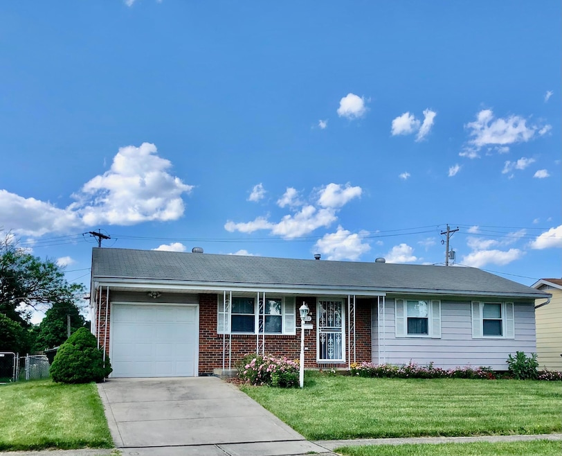 5092 Lindora Dr, Columbus, OH 43232 - photo 1