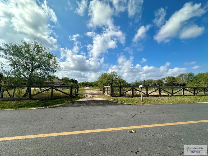 4456 S Browne Ave, Brownsville, TX 78521 - photo 1