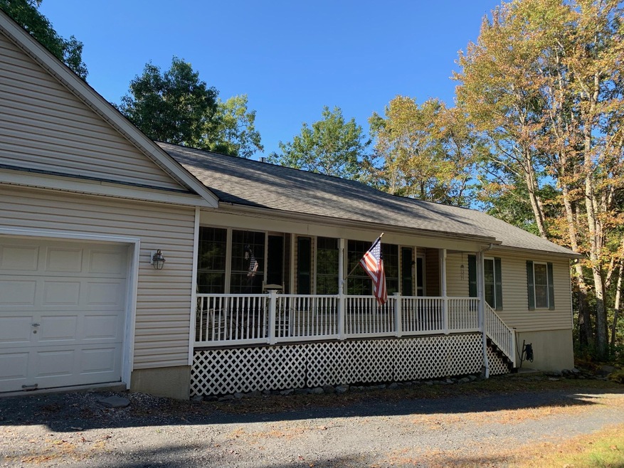 222 Surrey Dr, Hawley, PA 18428 - photo 1