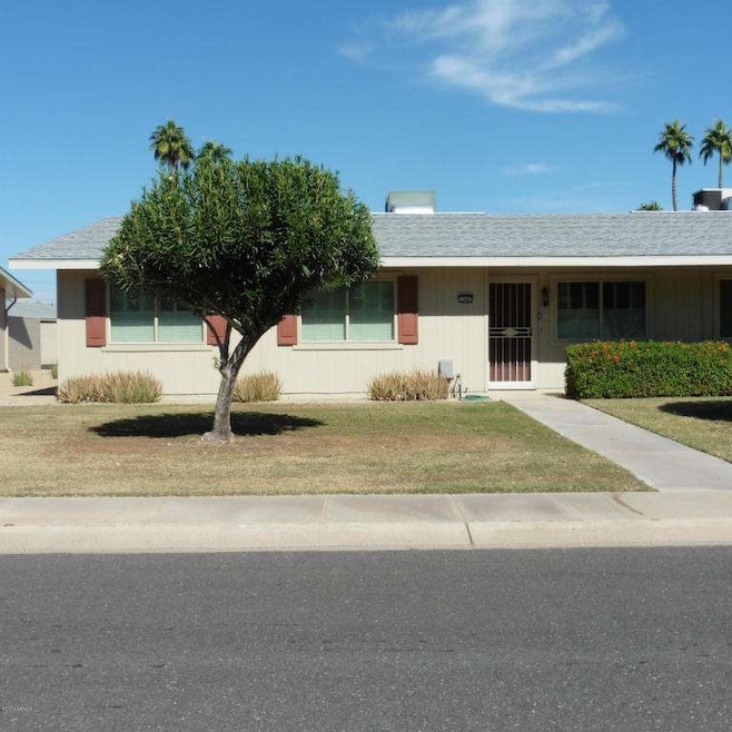 13667 N Garden Court Dr, Sun City, AZ 85351 - photo 1