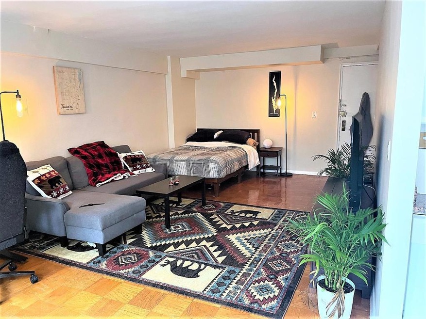 unlisted-address, New York, NY 10022 - photo 1